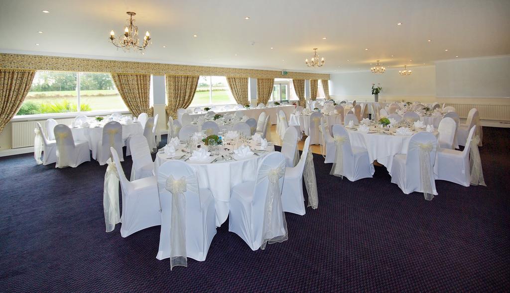 Overton Grange Country Hotel ลุดโลว์ ภายนอก รูปภาพ