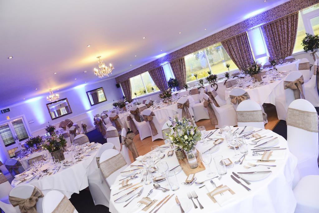 Overton Grange Country Hotel ลุดโลว์ ภายนอก รูปภาพ