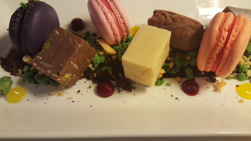Overton Grange Country Hotel ลุดโลว์ ภายนอก รูปภาพ