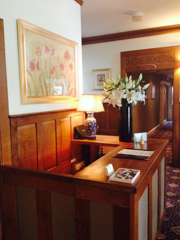 Overton Grange Country Hotel ลุดโลว์ ภายนอก รูปภาพ
